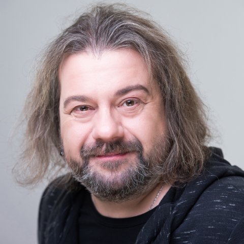 Антон шелест биография фото